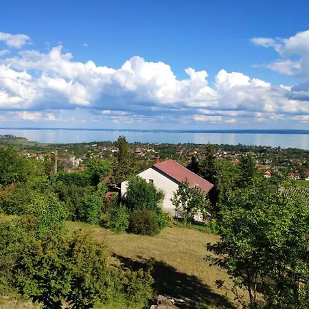 Rabaguzia - Haz Csodas Balatoni Panoramaval 別荘 *